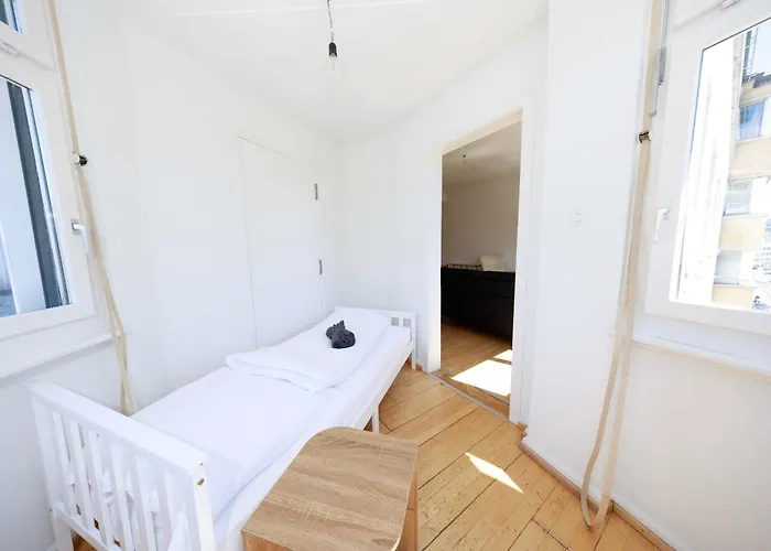 Gem Steps To Tram Family & Group