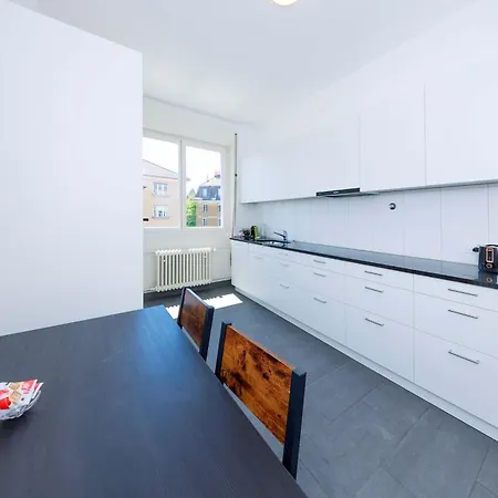 Gem Steps To Tram Family & Group